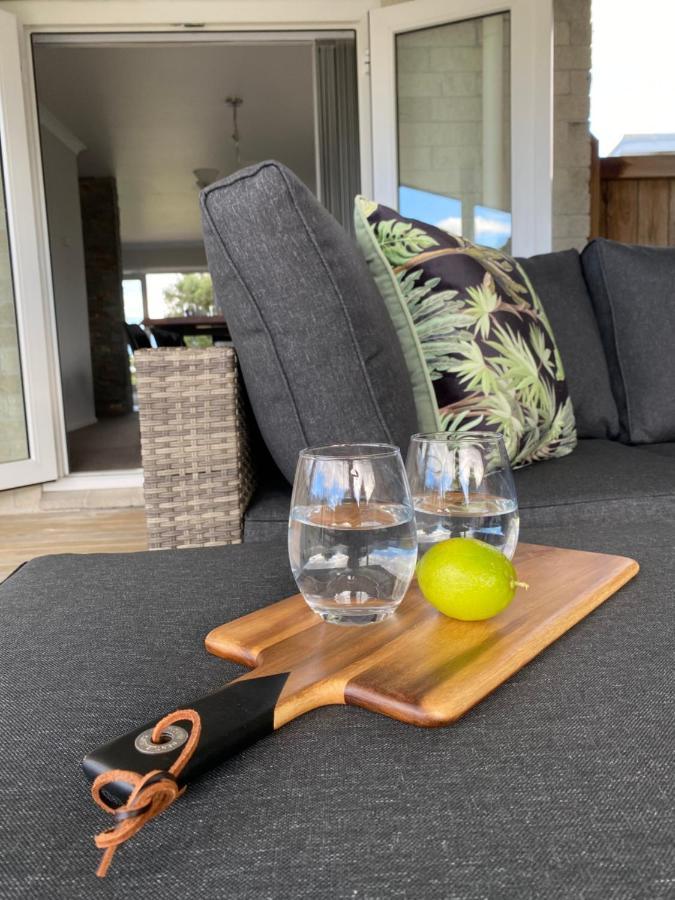 The Great Escape, Luxury Waterfront, Hottub Villa Уитианга Екстериор снимка